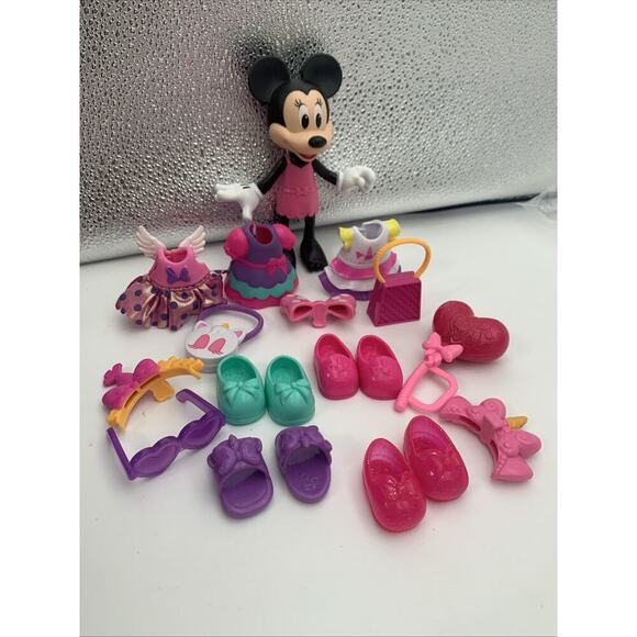 Disney Minnie Mouse Bowtique Dress Up Doll Snap N’ Style Lot clothes Bows etc.. - Picture 2 of 7
